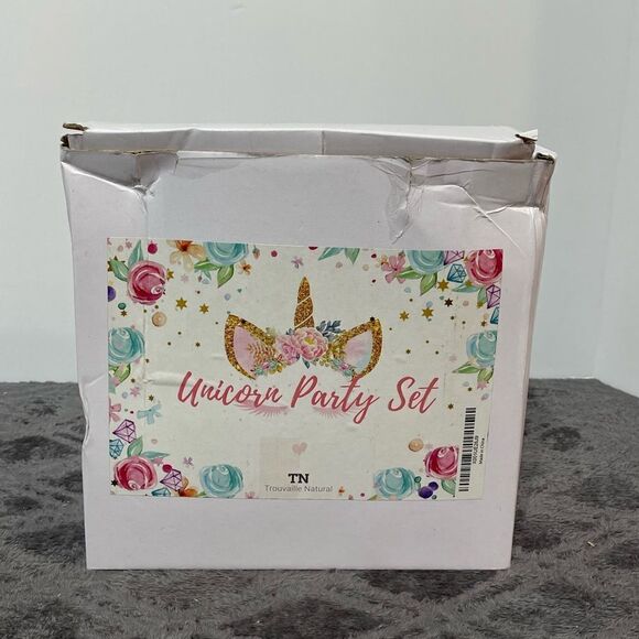 Unicorn Party Decorations set of 81 NWT - Picture 9 of 15